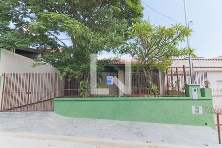 Casa à venda com 180m², 3 quartos e 5 vagasFachada