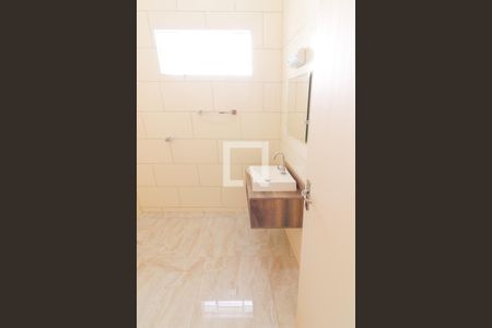 Casa à venda com 180m², 3 quartos e 5 vagasBanheiro Social