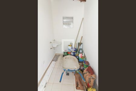 Casa à venda com 180m², 3 quartos e 5 vagasLavanderia