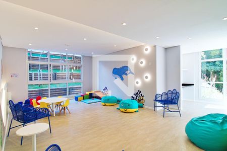 Apartamento à venda com 45m², 2 quartos e 1 vaga Apartamento à venda com 45m², 2 quartos e 1 vagaBrinquedoteca