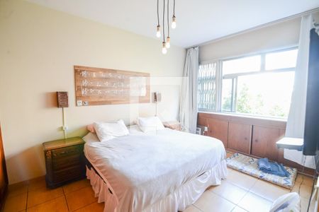 Apartamento à venda com 140m², 4 quartos e 2 vagasSuíte