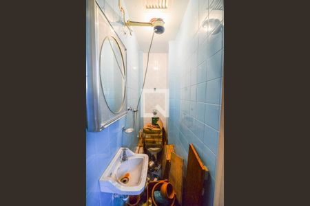 Apartamento à venda com 140m², 4 quartos e 2 vagasBanheiro de Serviço