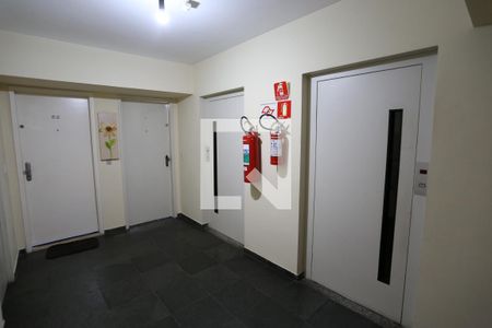 Apartamento para alugar com 72m², 2 quartos e 1 vagaHall de entrada