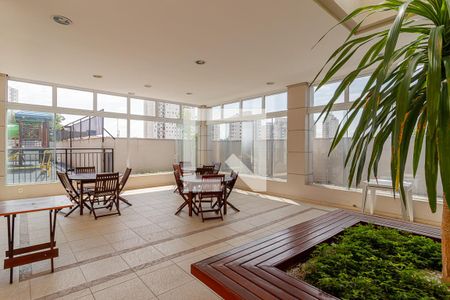 Apartamento à venda com 65m², 2 quartos e 1 vagaChurrasqueira