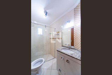 Apartamento à venda com 69m², 2 quartos e 2 vagas Apartamento à venda com 69m², 2 quartos e 2 vagasBanheiro do Quarto 2