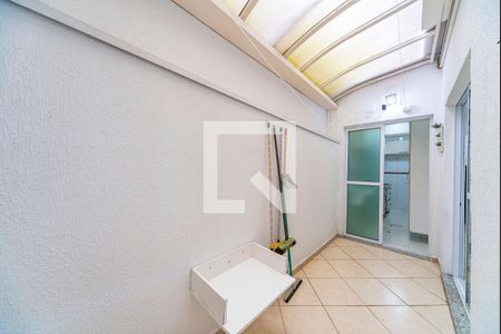 Apartamento à venda com 69m², 2 quartos e 2 vagas Apartamento à venda com 69m², 2 quartos e 2 vagasQuintal