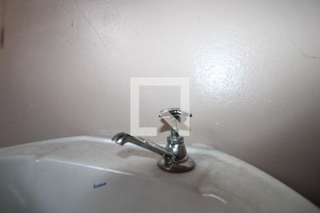 Casa à venda com 310m², 2 quartos e 2 vagasEdícula - Banheiro