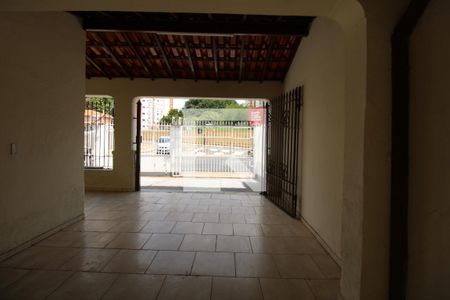 Casa à venda com 310m², 2 quartos e 2 vagasGaragem