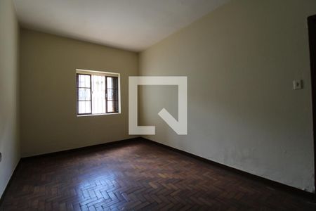 Casa à venda com 310m², 2 quartos e 2 vagasQuarto 1