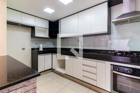 Casa à venda com 130m², 2 quartos e 1 vaga Casa à venda com 130m², 2 quartos e 1 vagaCozinha