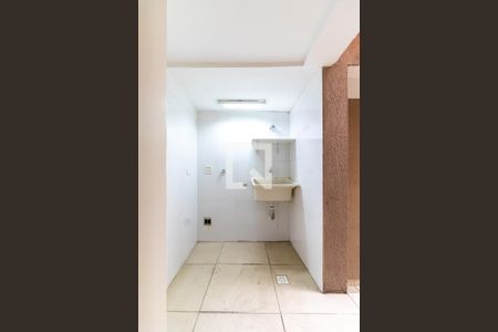 Casa à venda com 130m², 2 quartos e 1 vaga Casa à venda com 130m², 2 quartos e 1 vagaLavanderia