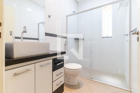 Casa à venda com 130m², 2 quartos e 1 vaga Casa à venda com 130m², 2 quartos e 1 vagaBanheiro da Suíte 1