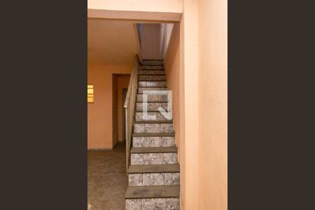 Casa para alugar com 140m², 3 quartos e sem vaga Casa para alugar com 140m², 3 quartos e sem vagaEscada