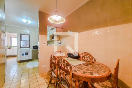 Apartamento para alugar com 152m², 4 quartos e 2 vagasCozinha