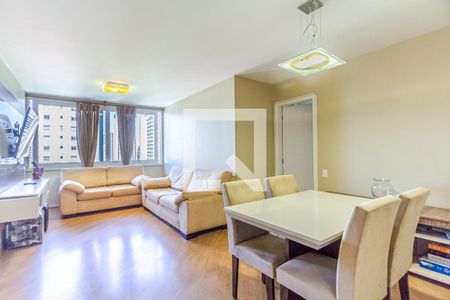 Sala de apartamento para alugar com 3 quartos, 90m² em Indianópolis, São Paulo