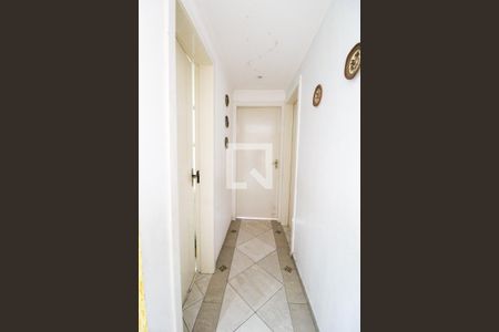 Apartamento à venda com 83m², 3 quartos e 1 vaga Apartamento à venda com 83m², 3 quartos e 1 vagaCorredor