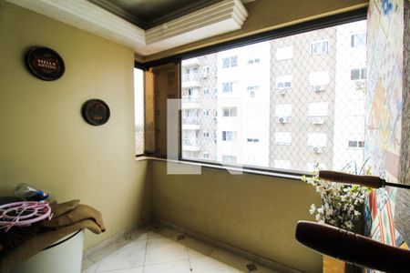 Sacada fechada de apartamento à venda com 3 quartos, 83m² em Harmonia, Canoas