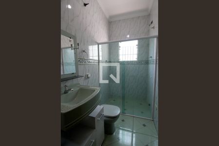 Casa para alugar com 142m², 2 quartos e 2 vagasBanheiro da Suíte