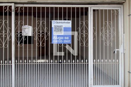Casa para alugar com 142m², 2 quartos e 2 vagasFachada