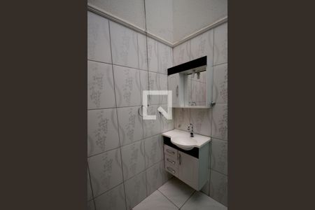 Casa para alugar com 142m², 2 quartos e 2 vagasBanheiro