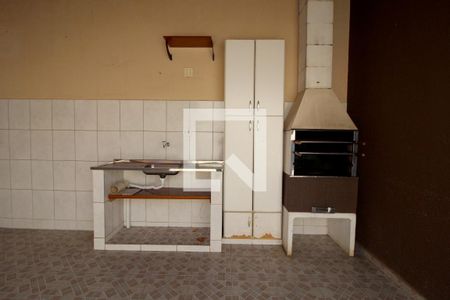 Casa para alugar com 142m², 2 quartos e 2 vagasQuintal
