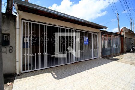 Casa para alugar com 142m², 2 quartos e 2 vagasFachada