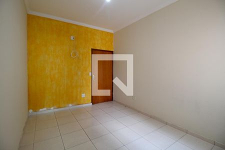 Casa para alugar com 142m², 2 quartos e 2 vagasSuíte
