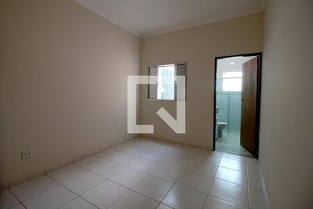 Casa para alugar com 142m², 2 quartos e 2 vagasSuíte