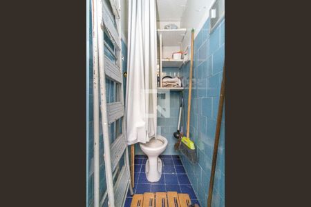 Apartamento à venda com 78m², 2 quartos e 1 vaga Apartamento à venda com 78m², 2 quartos e 1 vagaBanheiro de Serviço