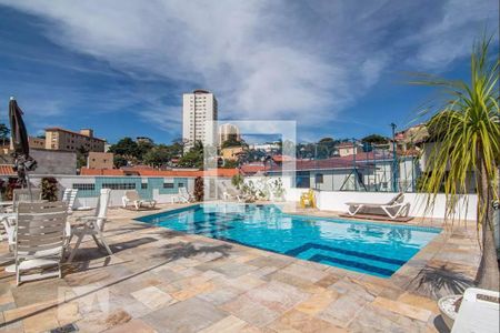Apartamento à venda com 120m², 3 quartos e 2 vagasÁrea comum - Piscina