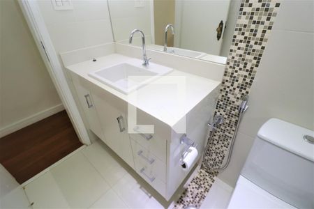 Apartamento à venda com 120m², 3 quartos e 2 vagasBanheiro da Suíte