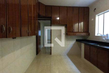 Casa à venda com 140m², 5 quartos e 1 vagaCozinha