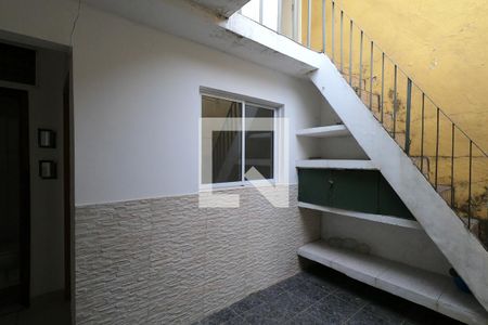 Casa à venda com 140m², 5 quartos e 1 vagaÁrea de Serviço