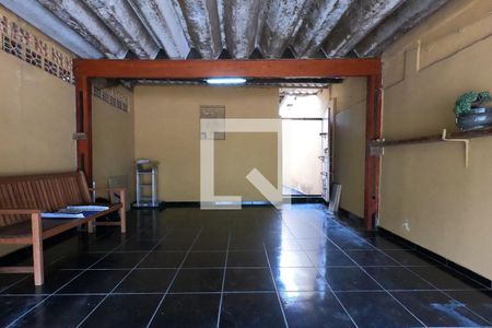 Casa à venda com 140m², 5 quartos e 1 vagaGaragem