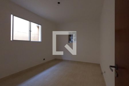 Quarto de casa à venda com 5 quartos, 140m² em Parque Albina, Taboão da Serra