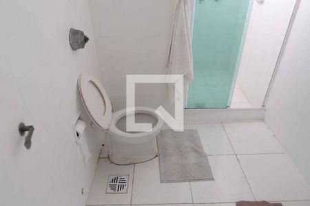 Apartamento à venda com 119m², 3 quartos e 1 vaga Apartamento à venda com 119m², 3 quartos e 1 vagaBanheiro social