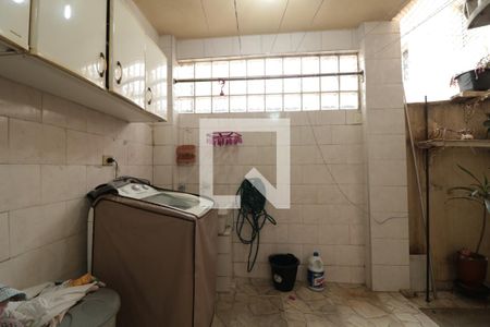 Casa à venda com 150m², 3 quartos e 1 vagaÁrea de Serviço