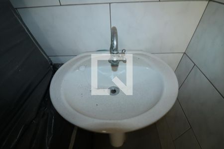 Casa à venda com 150m², 3 quartos e 1 vagaBanheiro perto dqa churrasqueira  - pia