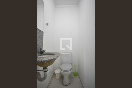 Casa para alugar com 405m², 4 quartos e 4 vagasLavabo da churrasqueira