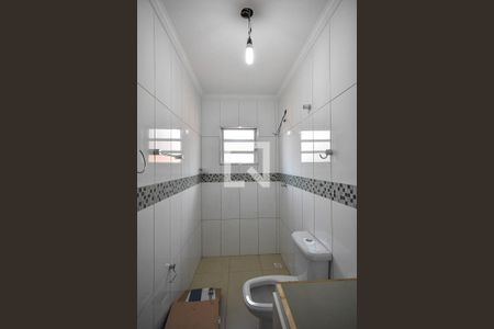 Casa para alugar com 405m², 4 quartos e 4 vagasBanheiro 2