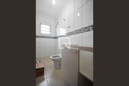 Casa para alugar com 405m², 4 quartos e 4 vagasBanheiro 2