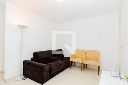 Sala de apartamento para alugar com 2 quartos, 42m² em Água Chata, Guarulhos