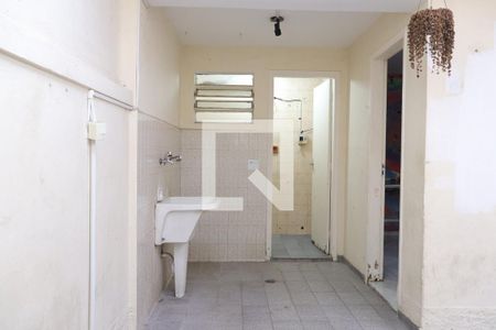 Casa à venda com 155m², 4 quartos e 2 vagasÁrea de Serviço