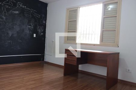 Casa à venda com 155m², 4 quartos e 2 vagasquarto 2