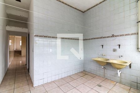 Casa à venda com 190m², 7 quartos e 1 vagaÁrea de Serviço