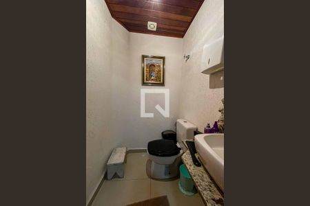 Lavabo de casa para alugar com 3 quartos, 165m² em Água Fria, São Paulo