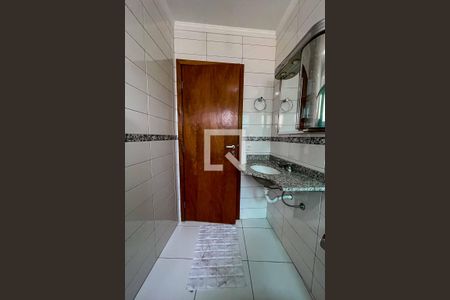 Casa para alugar com 165m², 3 quartos e 4 vagas Casa para alugar com 165m², 3 quartos e 4 vagasBanheiro da Suíte 1