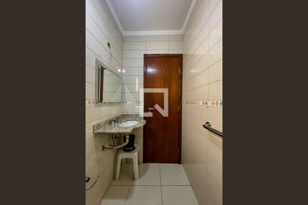 Casa para alugar com 165m², 3 quartos e 4 vagas Casa para alugar com 165m², 3 quartos e 4 vagasBanheiro da Suíte 3