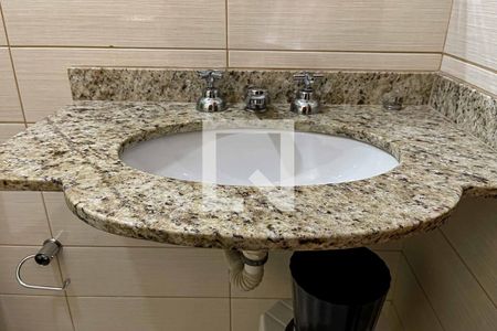 Casa para alugar com 165m², 3 quartos e 4 vagas Casa para alugar com 165m², 3 quartos e 4 vagasBanheiro da Suíte 3