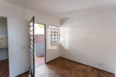 Sala de kitnet/studio para alugar com 1 quarto, 50m² em Santa Efigênia, Belo Horizonte
